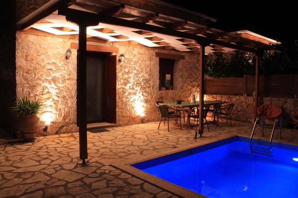Dioni Villa Sivota  Bilik gambar