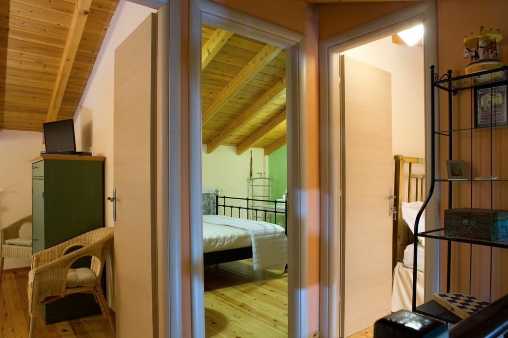 Dioni Villa Sivota  Bilik gambar