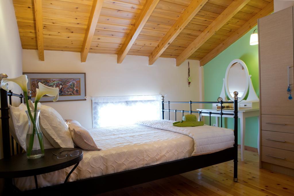 Dioni Villa Sivota  Bilik gambar