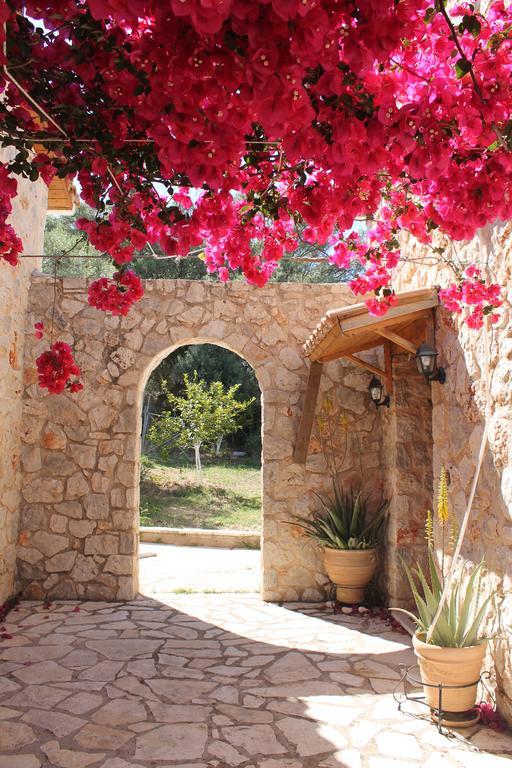 Dioni Villa Sivota  Luaran gambar