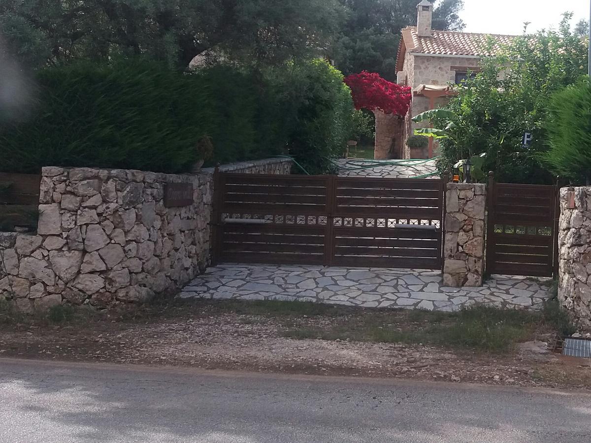 Dioni Villa Sivota  Luaran gambar